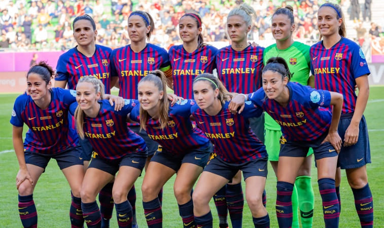 FC Barcelona Femenino Con Aitana Bonmati